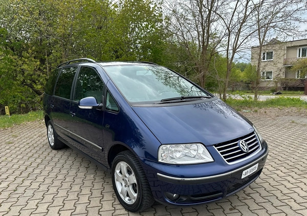 Volkswagen Sharan cena 19999 przebieg: 325000, rok produkcji 2005 z Szydłowiec małe 172